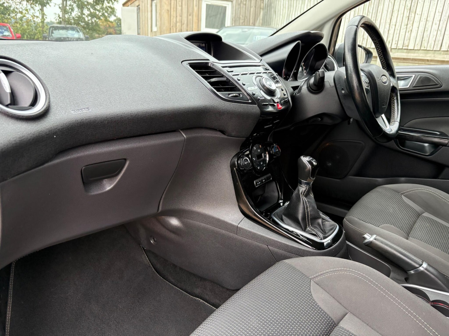 Used Ford Fiesta 2016 for sale - 76154568: Photo 12