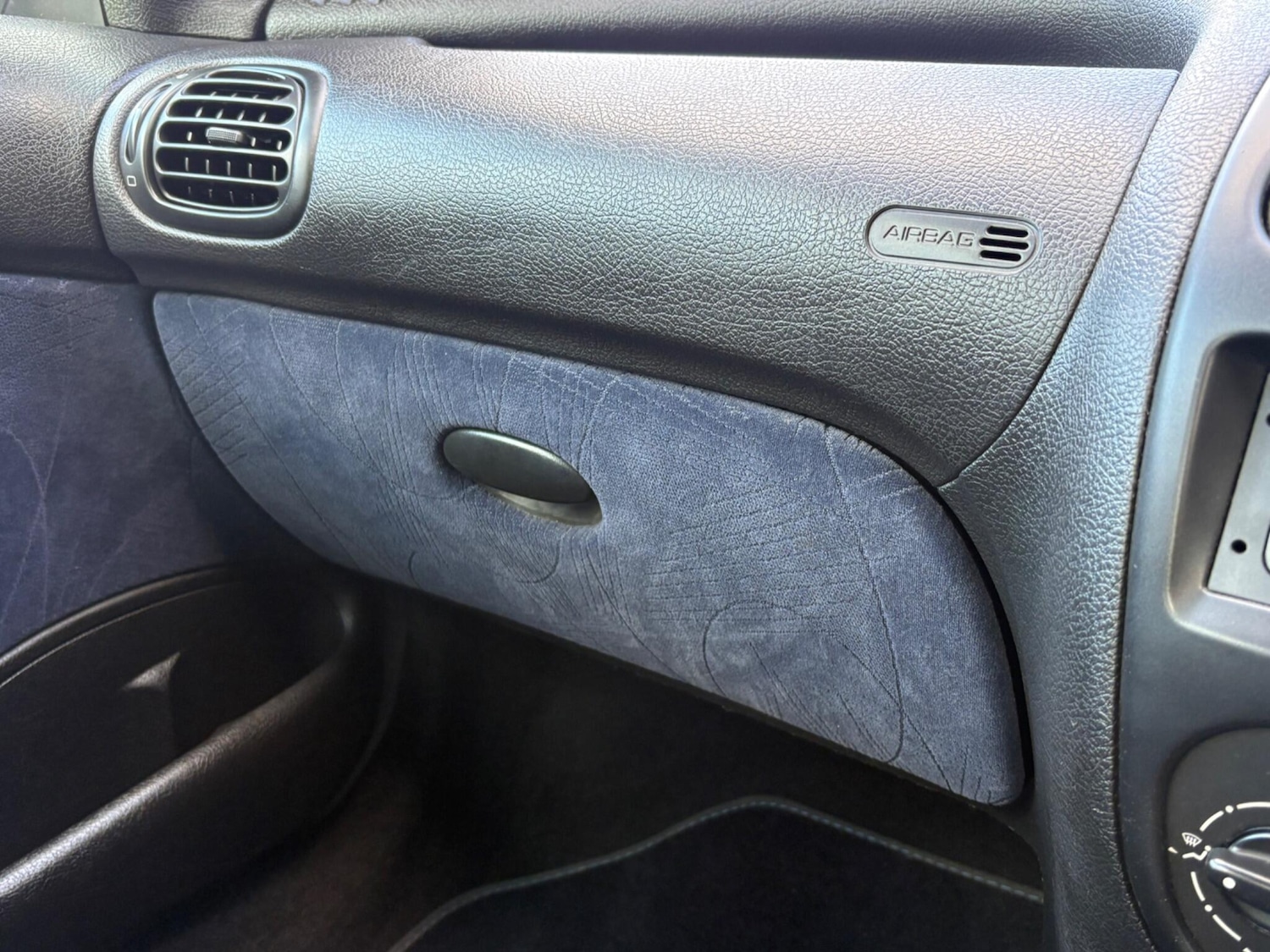 Used Peugeot 206 2002 for sale - 76389988: Photo 12