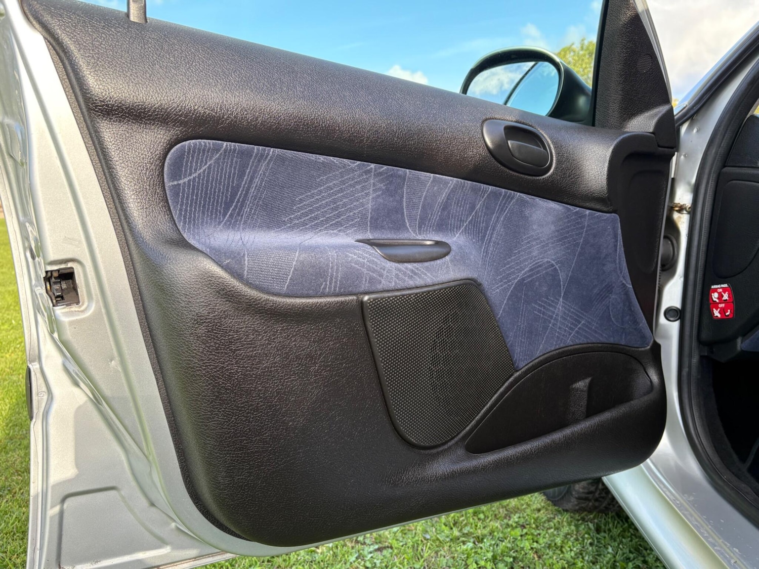 Used Peugeot 206 2002 for sale - 76389988: Photo 19