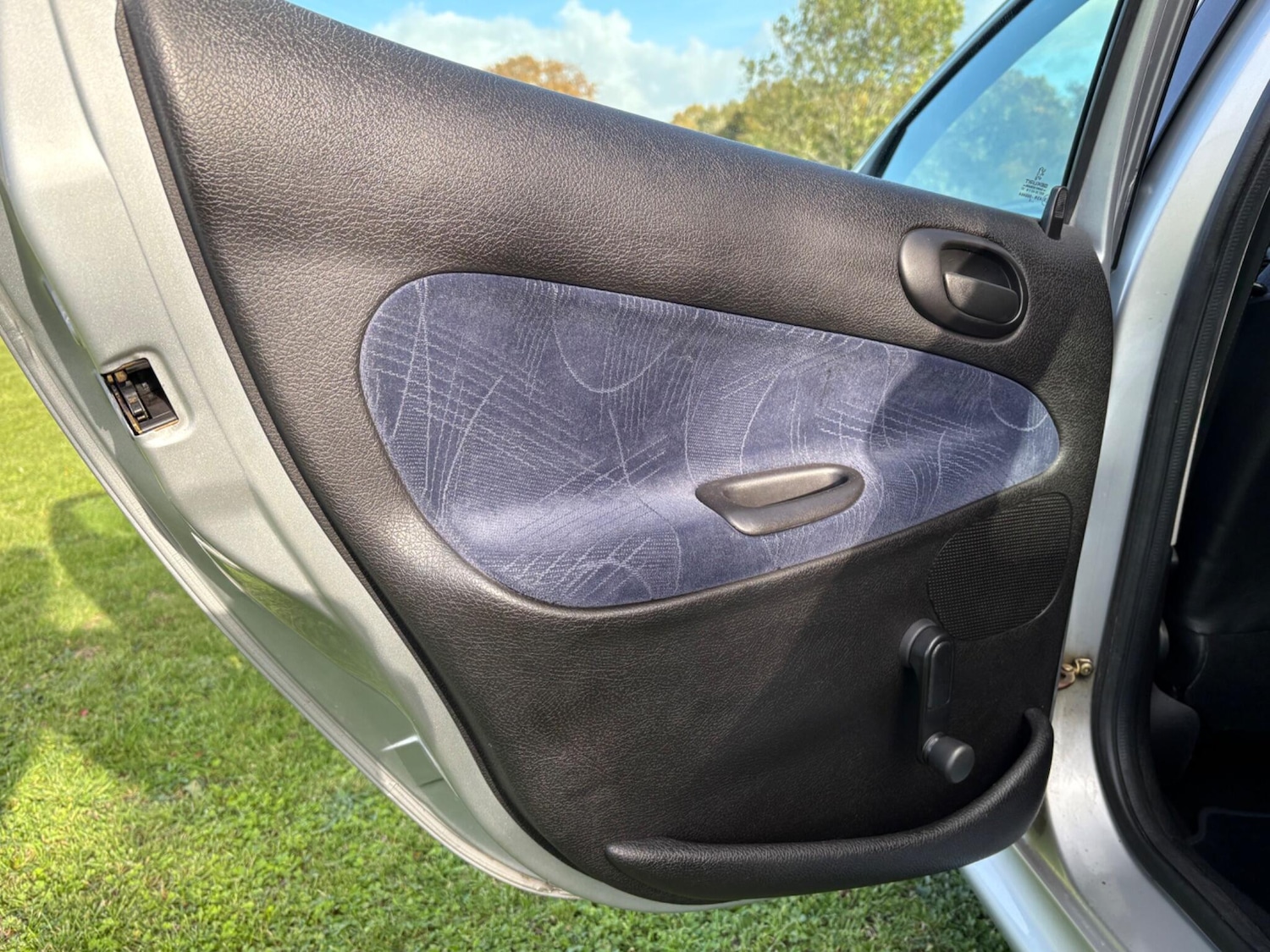 Used Peugeot 206 2002 for sale - 76389988: Photo 20