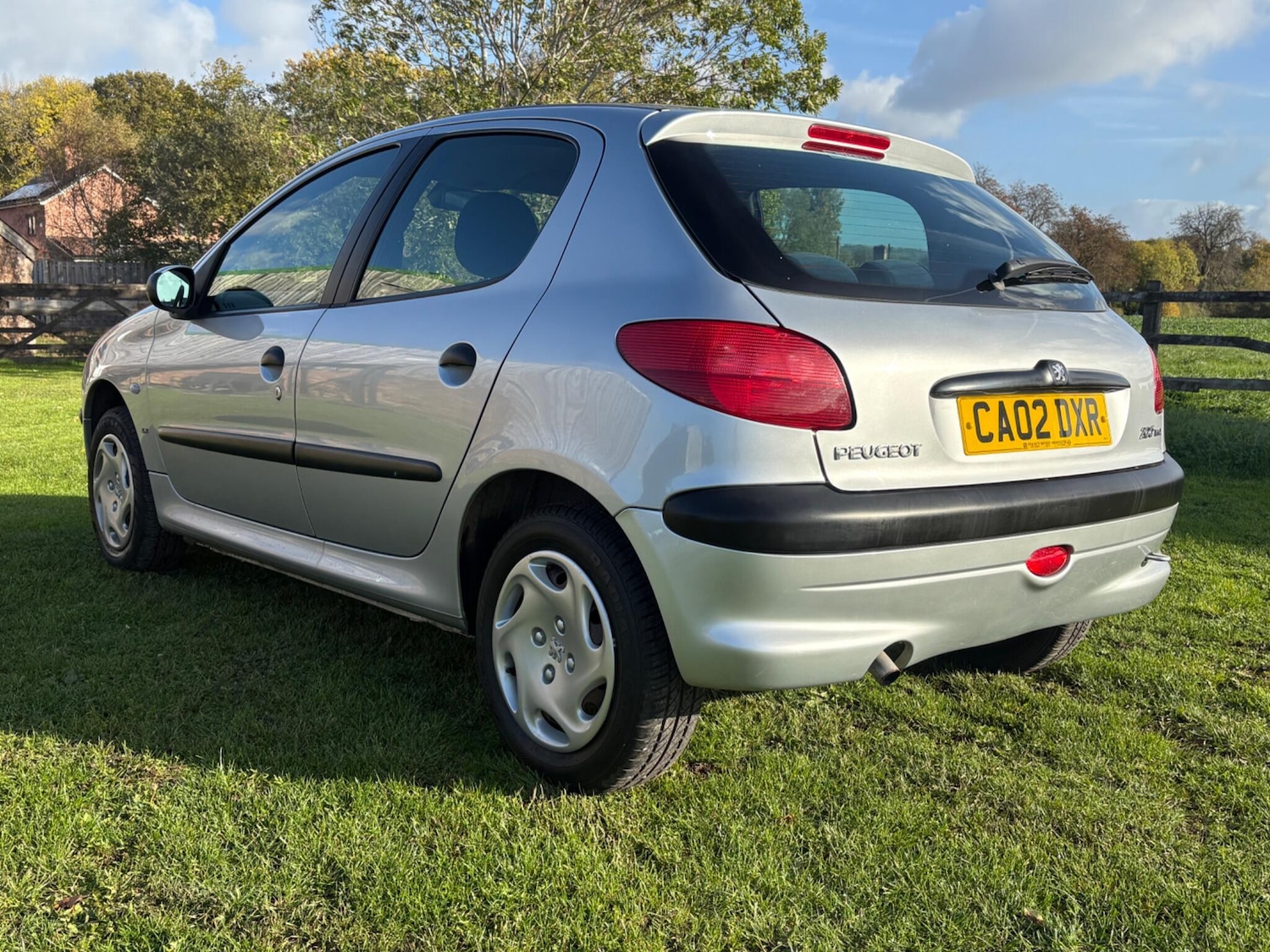 Used Peugeot 206 2002 for sale - 76389988: Photo 4
