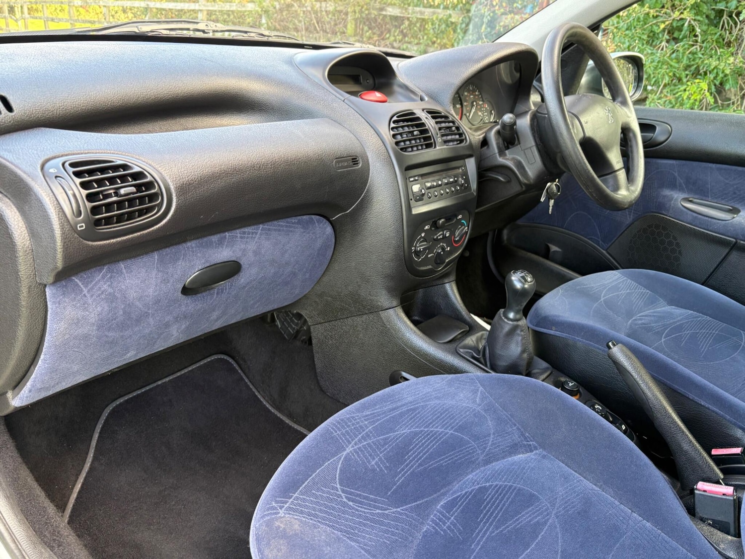 Used Peugeot 206 2002 for sale - 76389988: Photo 9