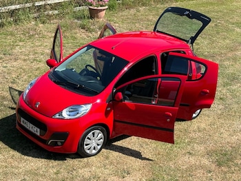 Used Peugeot 107 2014 for sale - 79095017: Photo