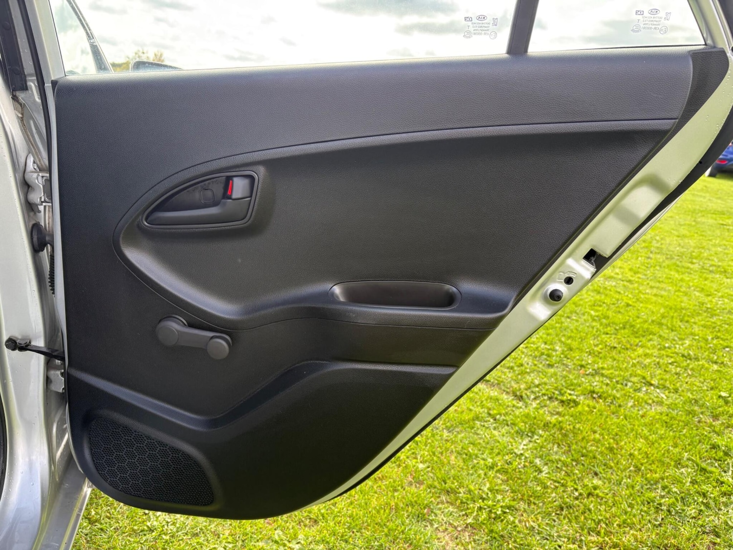 Used Kia Picanto 2017 for sale - 76203670: Photo 20