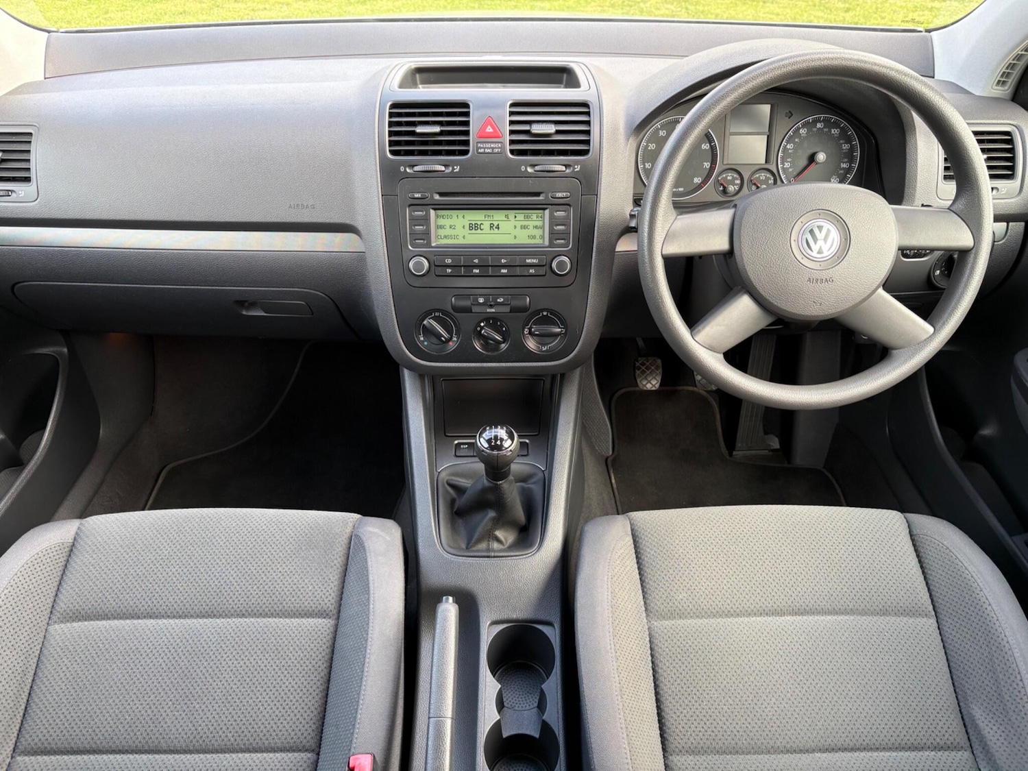 Used Volkswagen Golf 2004 for sale - 78036966: Photo 2