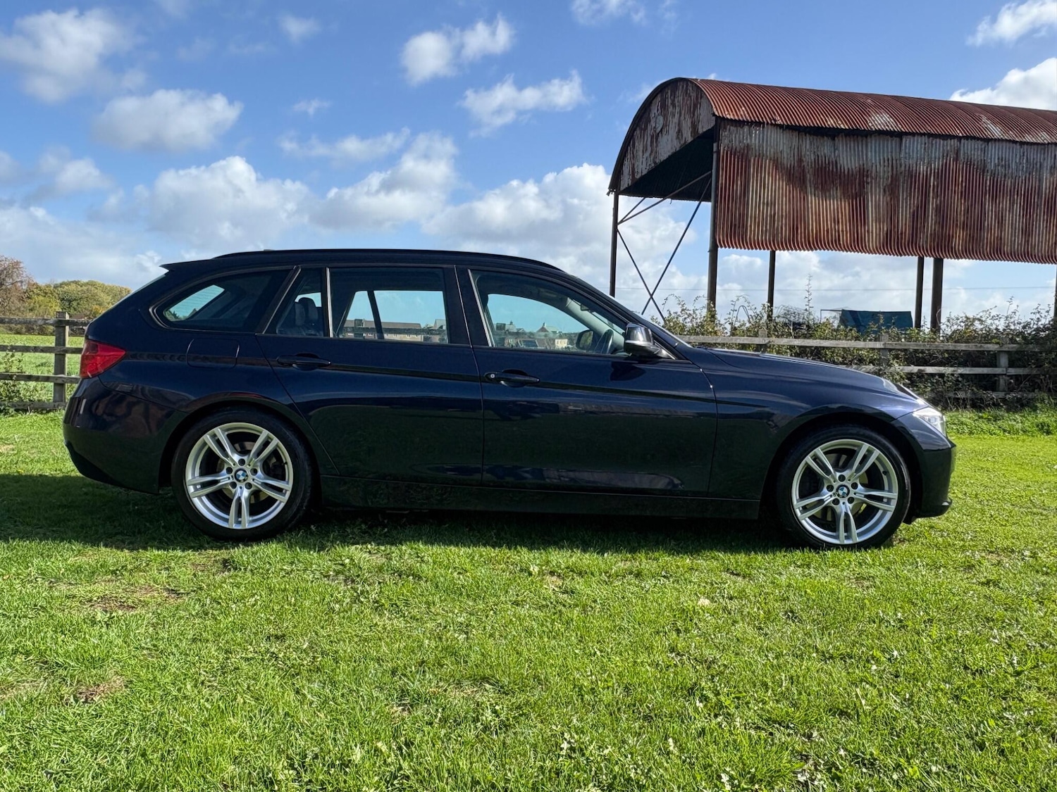 Used BMW 3 Series 2014 for sale - 76176212: Photo 11