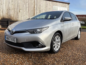 2017 - 1.8 VVT-h Business Edition CVT Euro 6 (s/s) 5dr (Safety Sense)