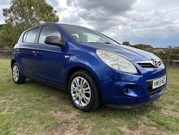 Used Hyundai i20 2009 for sale - 75891900: Photo