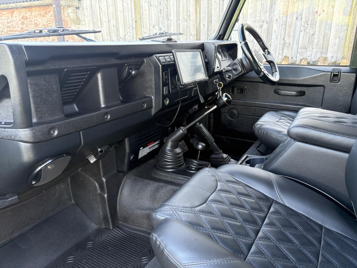 Used Land Rover Defender 90 2006 for sale - 76593572: Photo 7