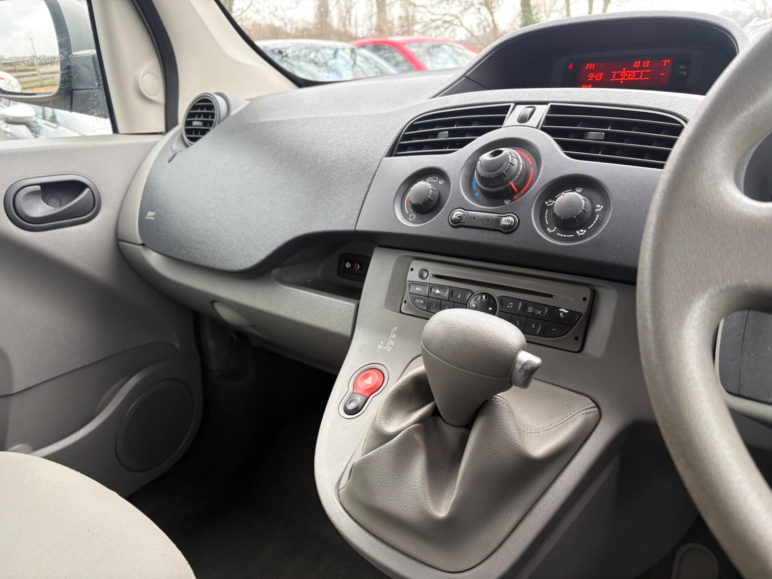 Used Renault Kangoo 2011 for sale - 77405581: Photo 11