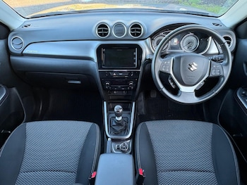 Used Suzuki Vitara 2022 for sale - 76928192: Photo