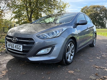2015 - 1.6 CRDi Blue Drive SE 5dr DCT