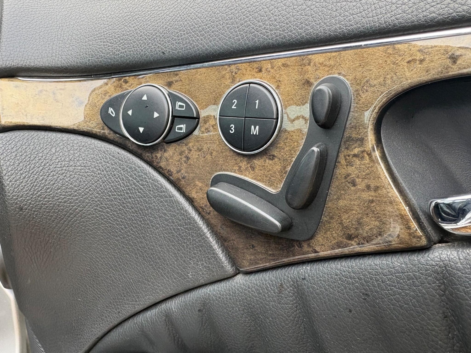 Used Mercedes-Benz E Class 2003 for sale - 77293543: Photo 20