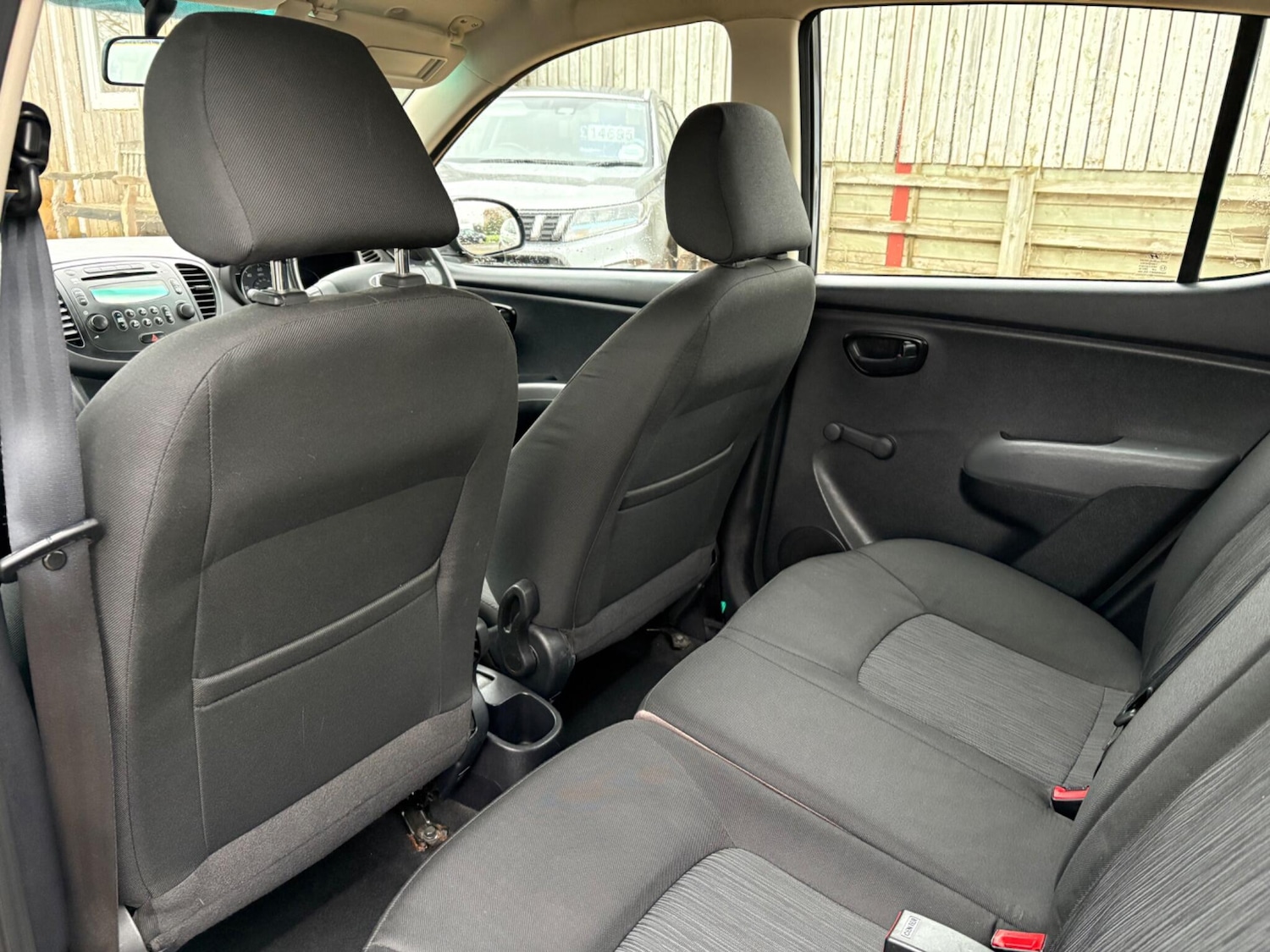 Used Hyundai i10 2013 for sale - 77365622: Photo 15