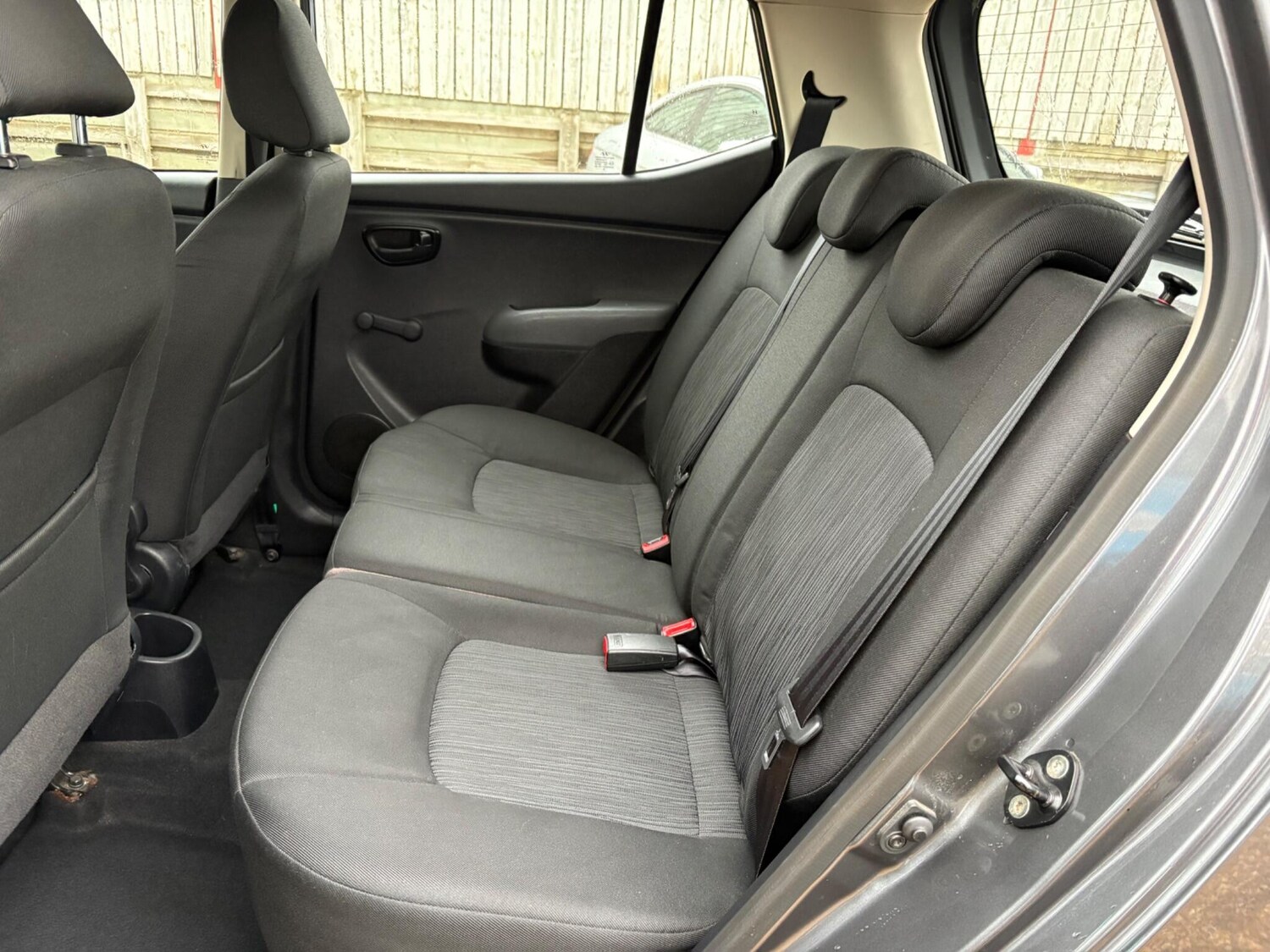 Used Hyundai i10 2013 for sale - 77365622: Photo 16