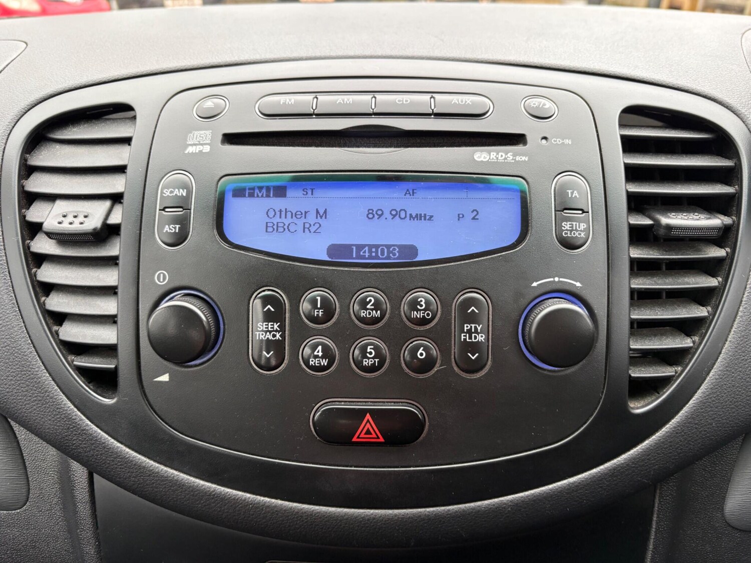 Used Hyundai i10 2013 for sale - 77365622: Photo 21