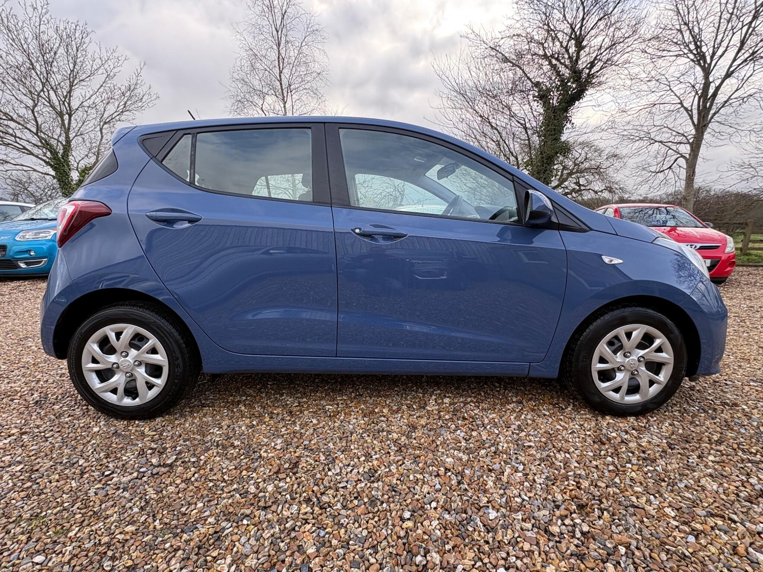 Used Hyundai i10 2017 for sale - 77405587: Photo 11