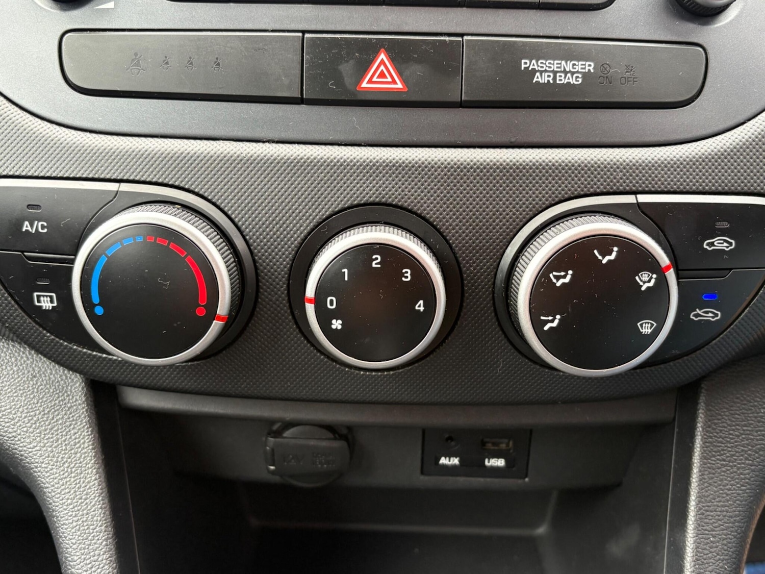 Used Hyundai i10 2017 for sale - 77405587: Photo 17