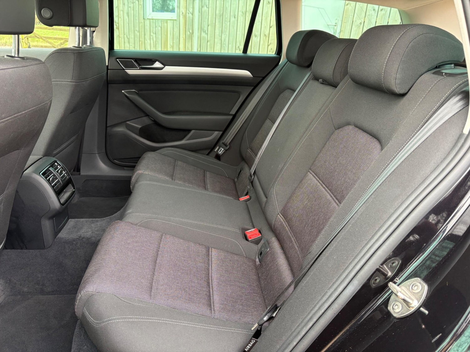 Used Volkswagen Passat 2015 for sale - 77648215: Photo 15