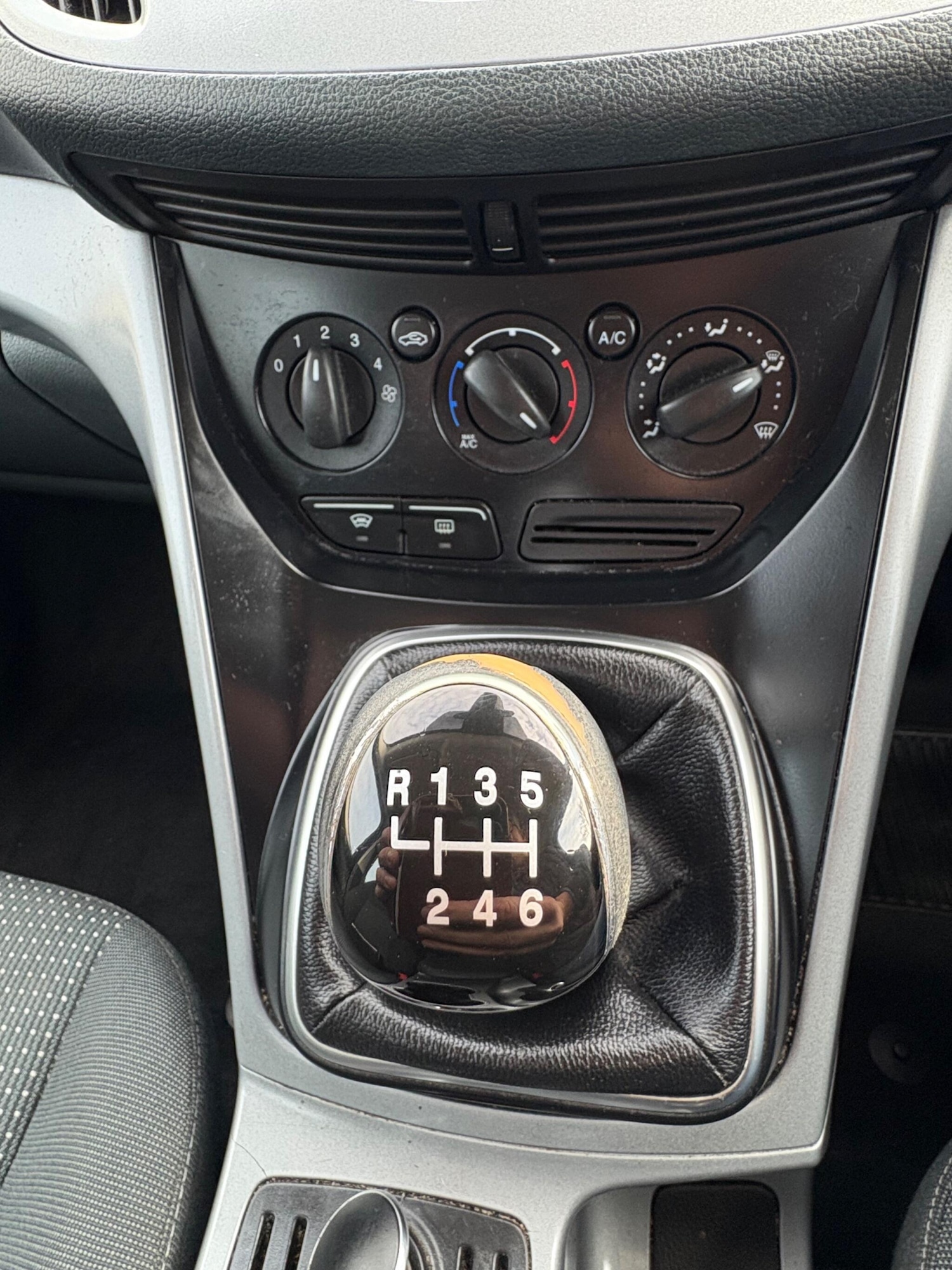 Used Ford C-Max 2015 for sale - 76943016: Photo 16