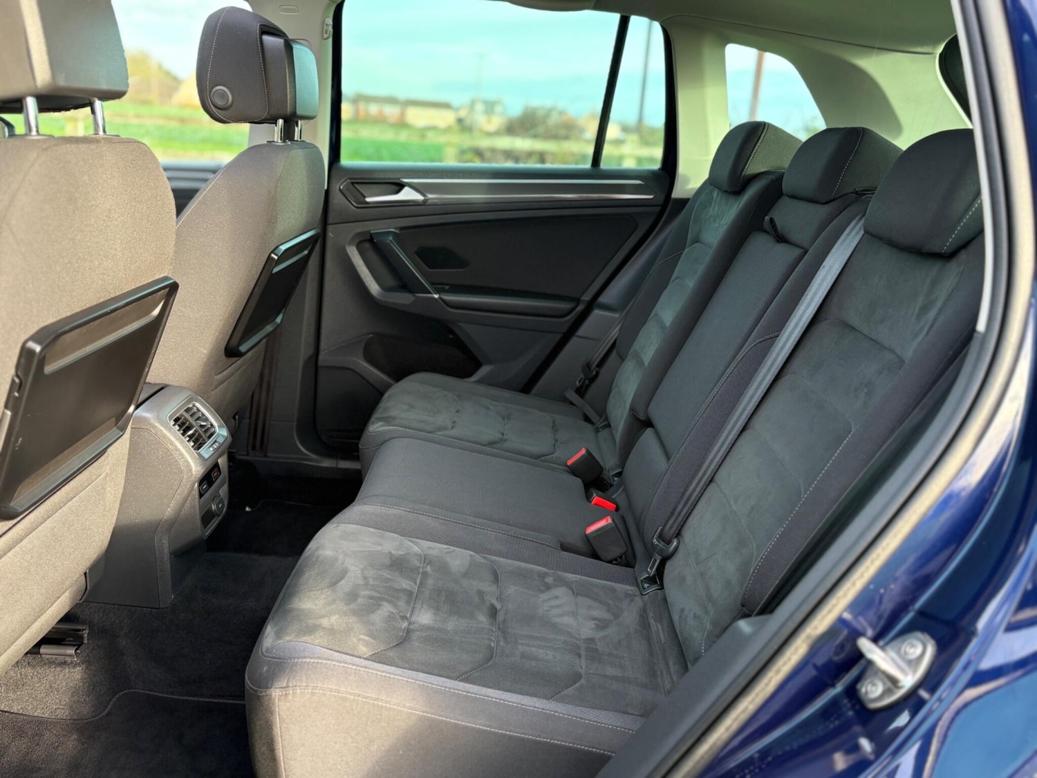 Used Volkswagen Tiguan 2017 for sale - 76574952: Photo 16