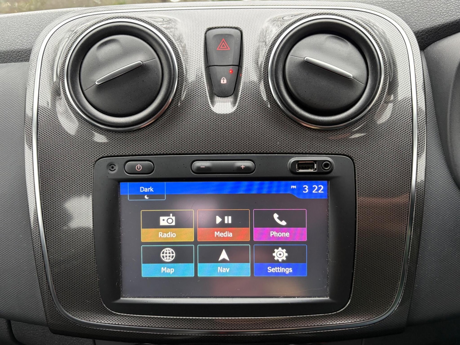 Used Dacia Sandero Stepway 2018 for sale - 77627664: Photo 20