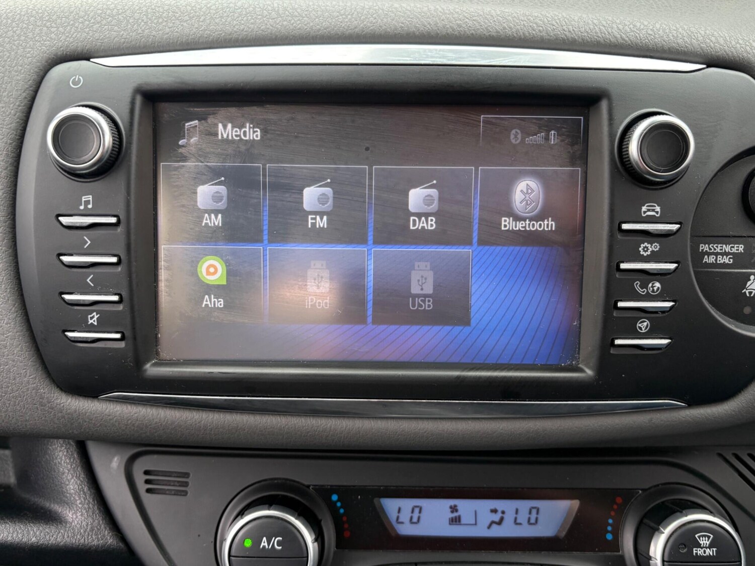 Used Toyota Yaris 2018 for sale - 78103115: Photo 15