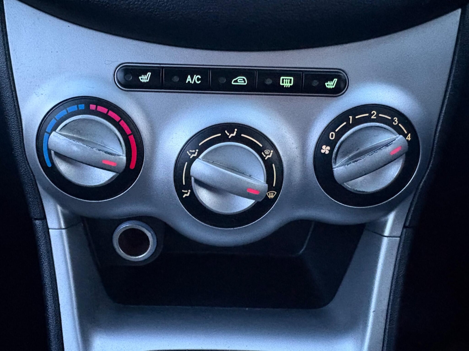 Used Hyundai i10 2009 for sale - 77480326: Photo 17