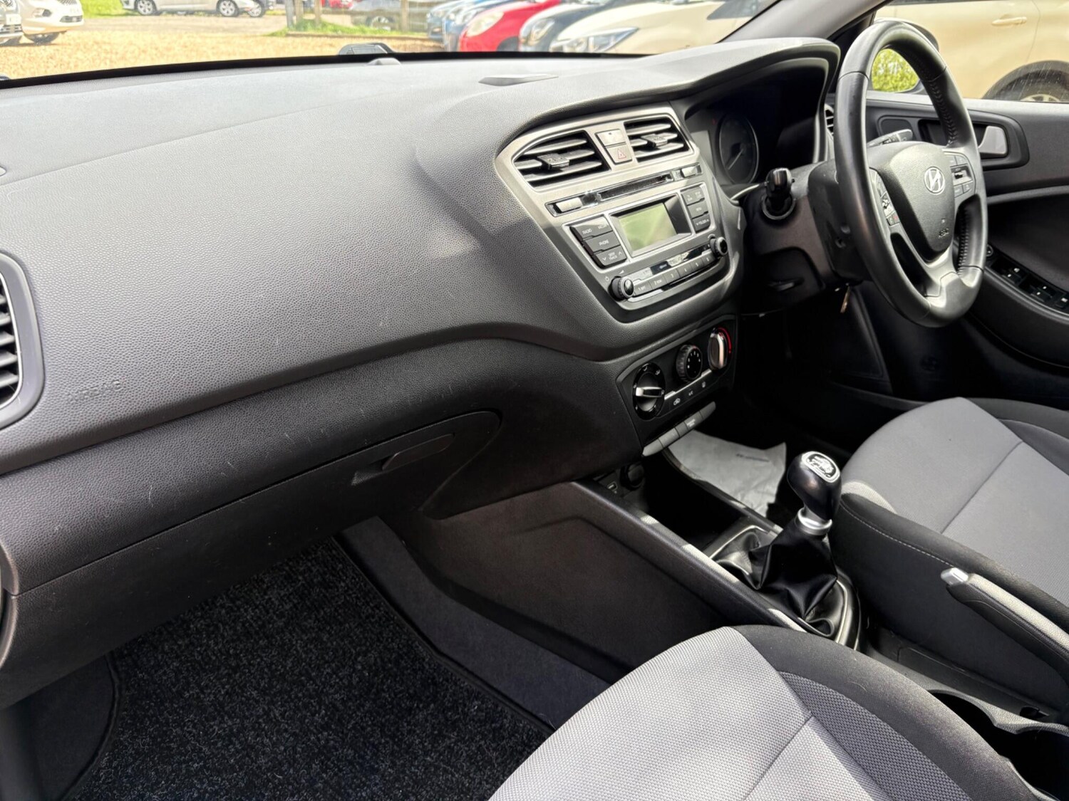 Used Hyundai i20 2018 for sale - 77927546: Photo 11