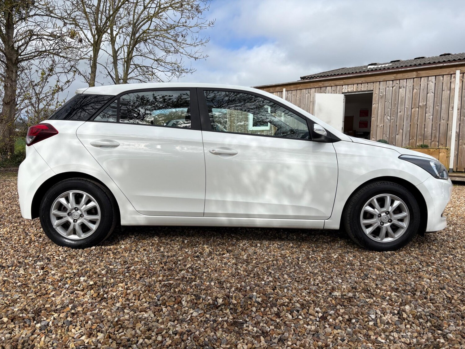 Used Hyundai i20 2018 for sale - 77927546: Photo 9