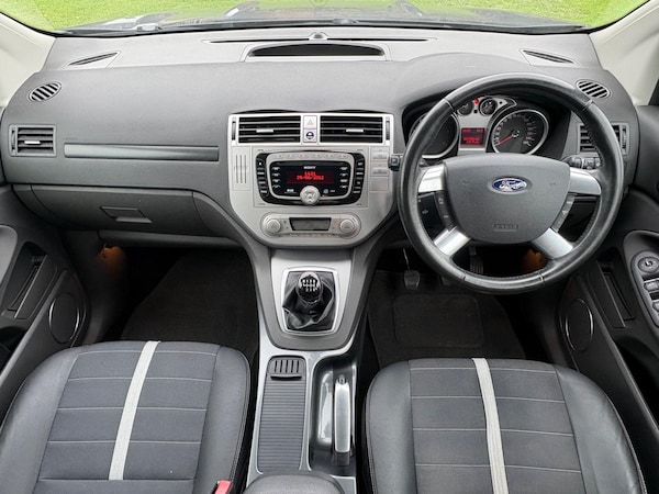 Used Ford Kuga 2012 for sale - 76315770: Photo 2