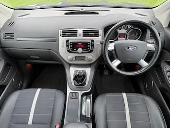 Used Ford Kuga 2012 for sale - 76315770: Photo 2