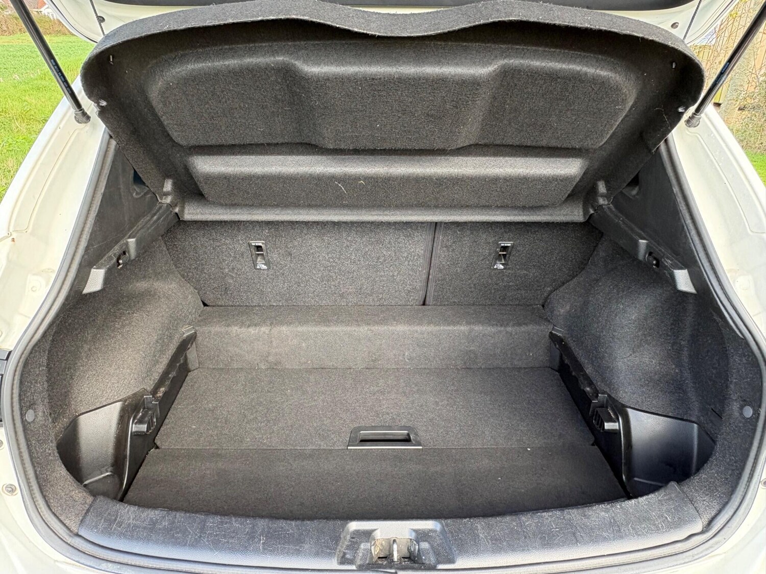 Used Nissan Qashqai 2014 for sale - 77841698: Photo 18