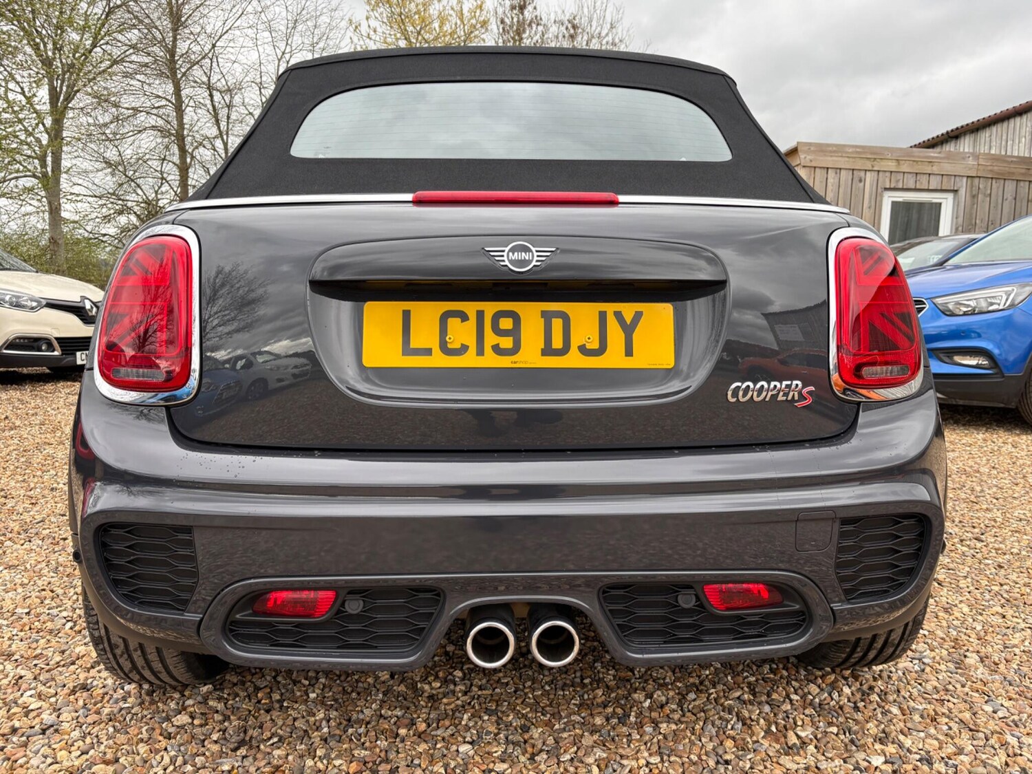 Used MINI Convertible 2019 for sale - 77841700: Photo 10