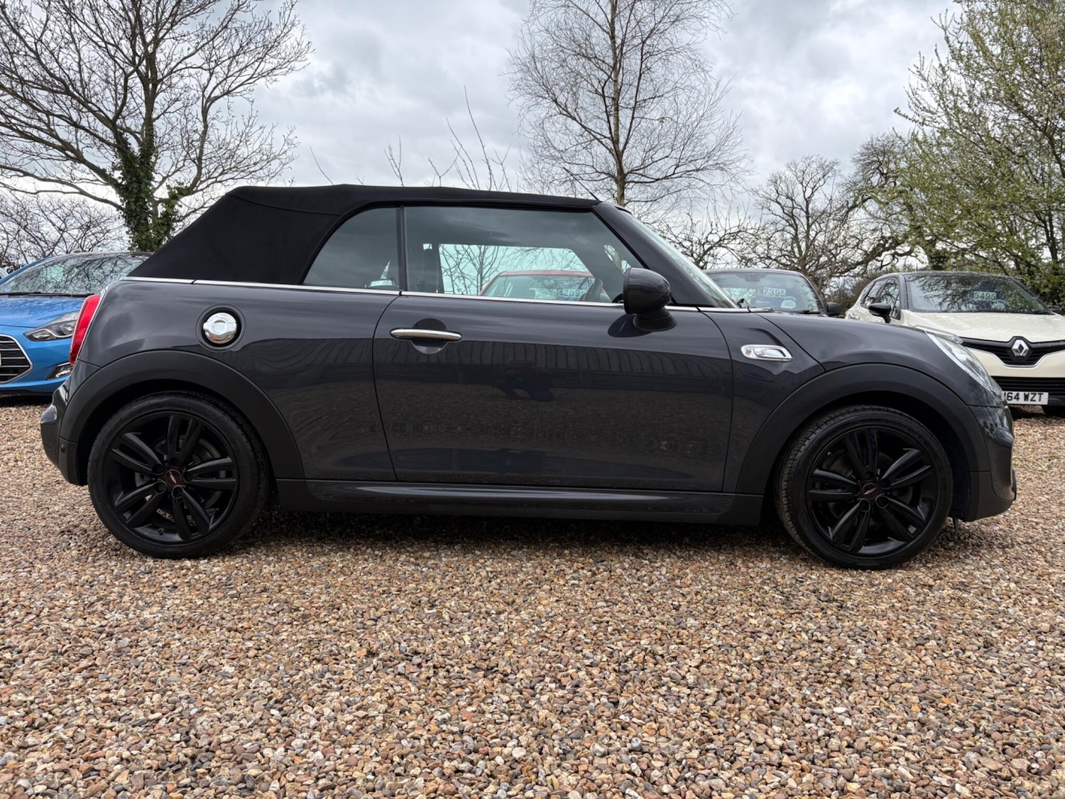 Used MINI Convertible 2019 for sale - 77841700: Photo 11