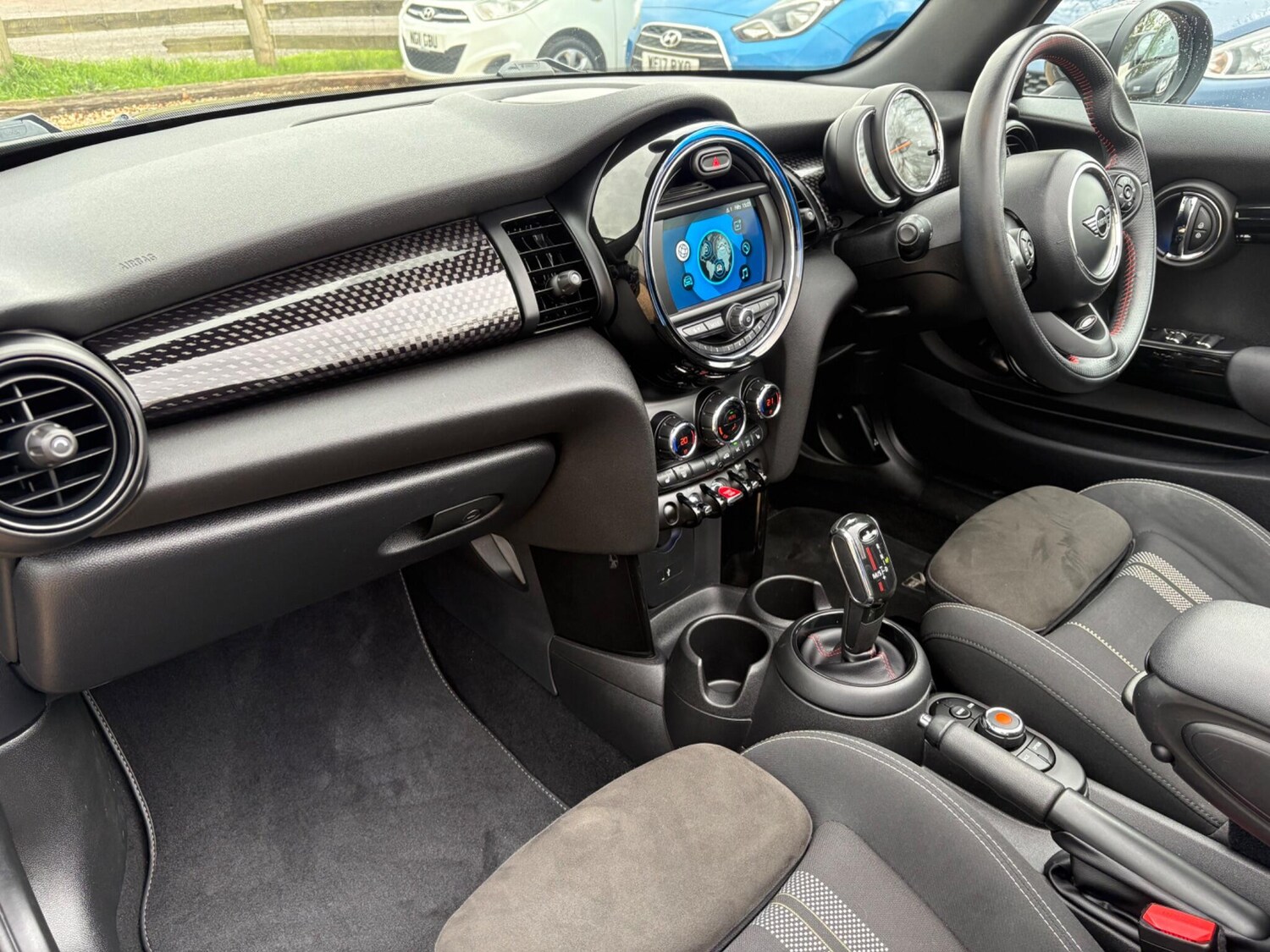 Used MINI Convertible 2019 for sale - 77841700: Photo 18