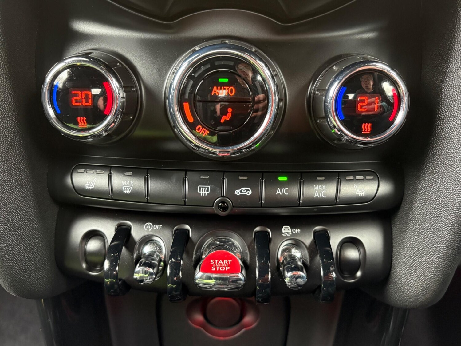 Used MINI Convertible 2019 for sale - 77841700: Photo 27