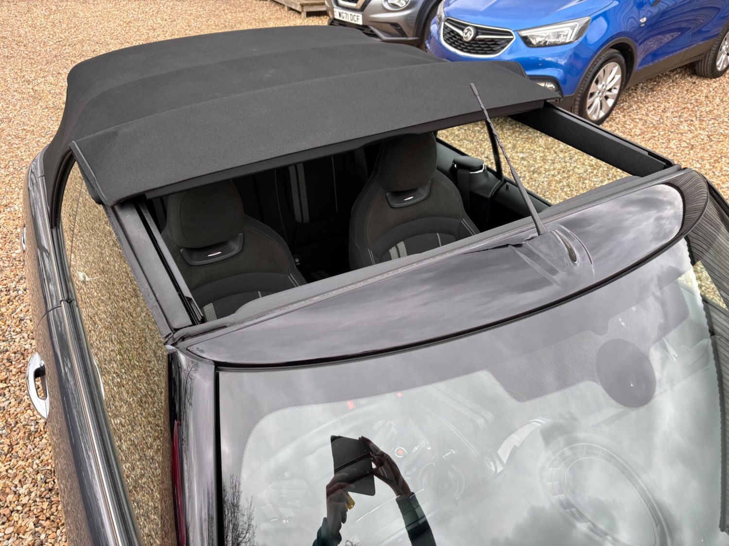 Used MINI Convertible 2019 for sale - 77841700: Photo 30