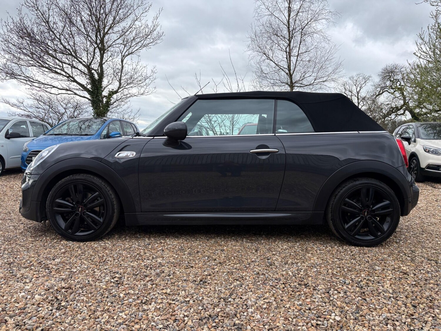Used MINI Convertible 2019 for sale - 77841700: Photo 8