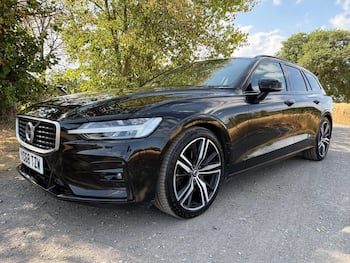 Used Volvo V60 2019 for sale - 79700065: Photo