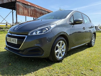 Used Peugeot 208 2016 for sale - 78369663: Photo