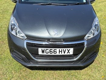 Used Peugeot 208 2016 for sale - 78369663: Photo