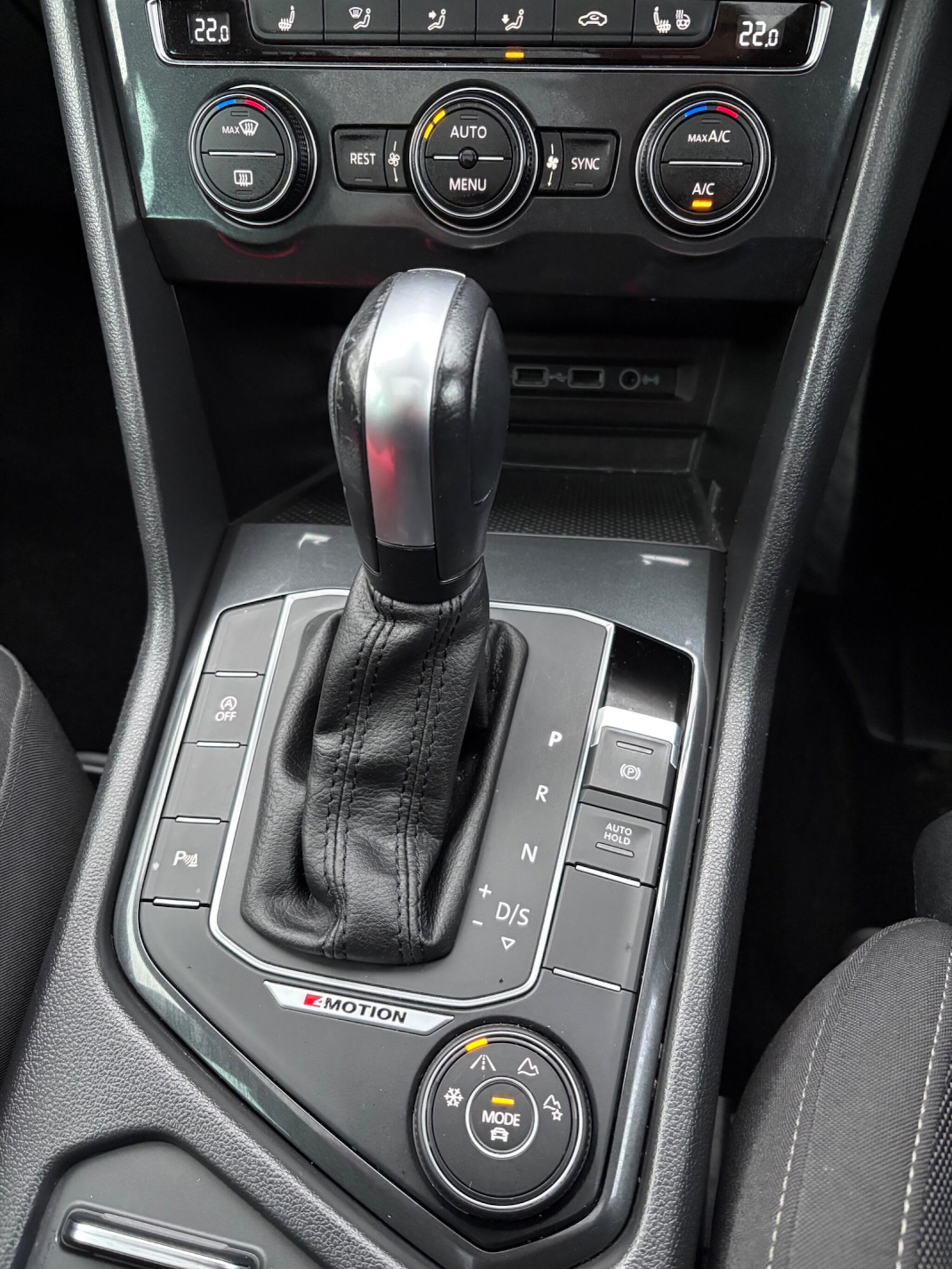 Used Volkswagen Tiguan 2020 for sale - 77389123: Photo 12