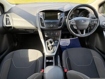 Used Ford Focus 2017 for sale - 78638128: Photo