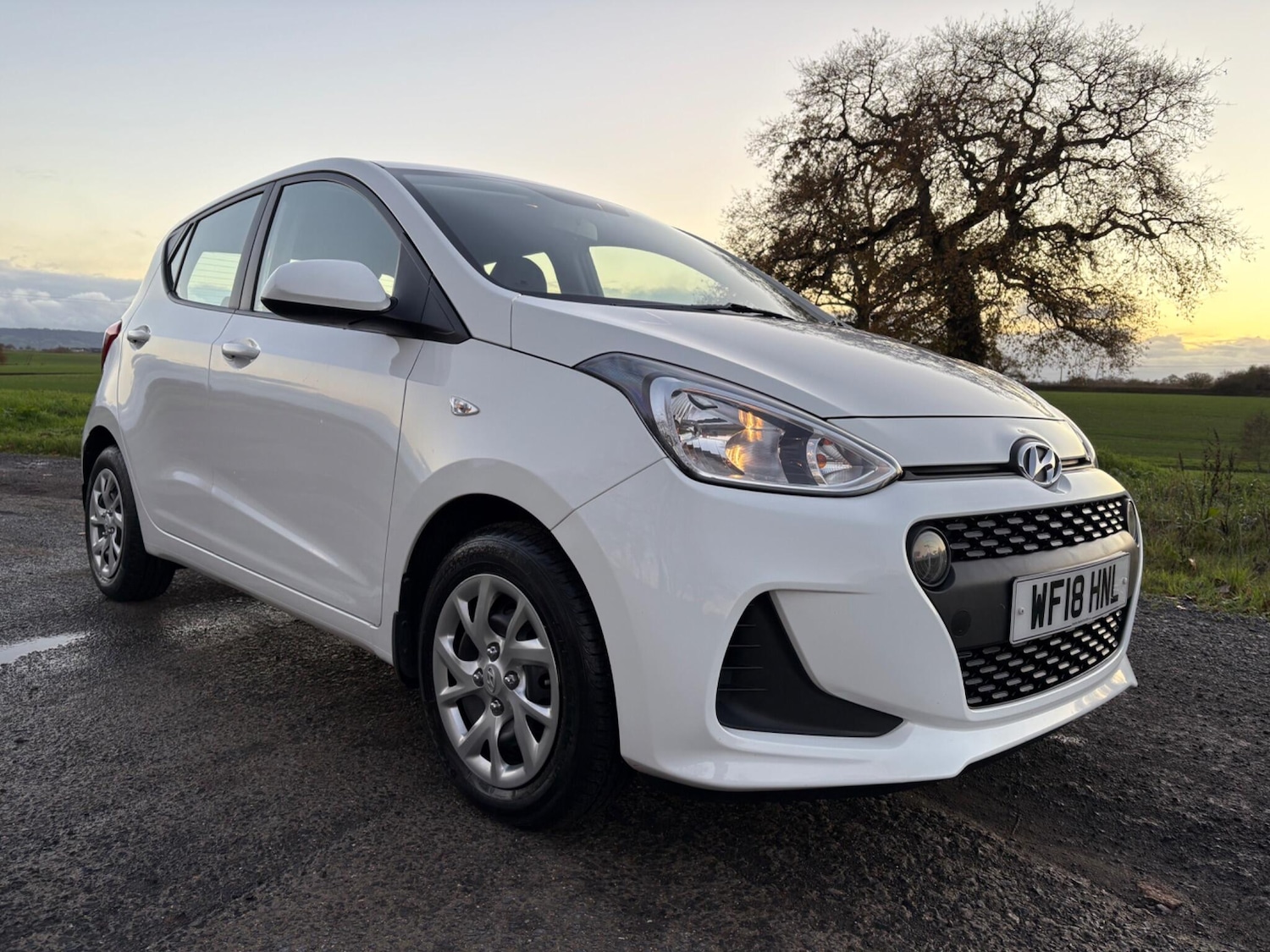 Used Hyundai i10 2018 for sale - 76635921: Photo 1