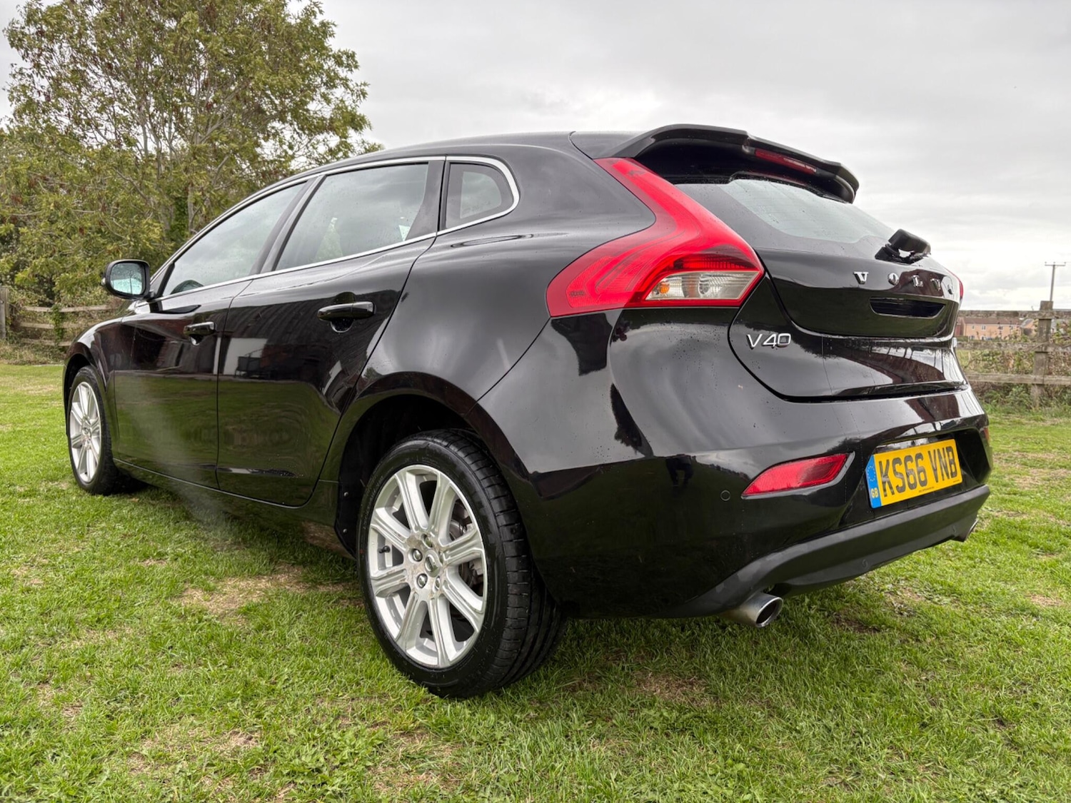 Used Volvo V40 2016 for sale - 77060773: Photo 6