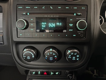 Used Jeep Compass 2012 for sale - 78117938: Photo