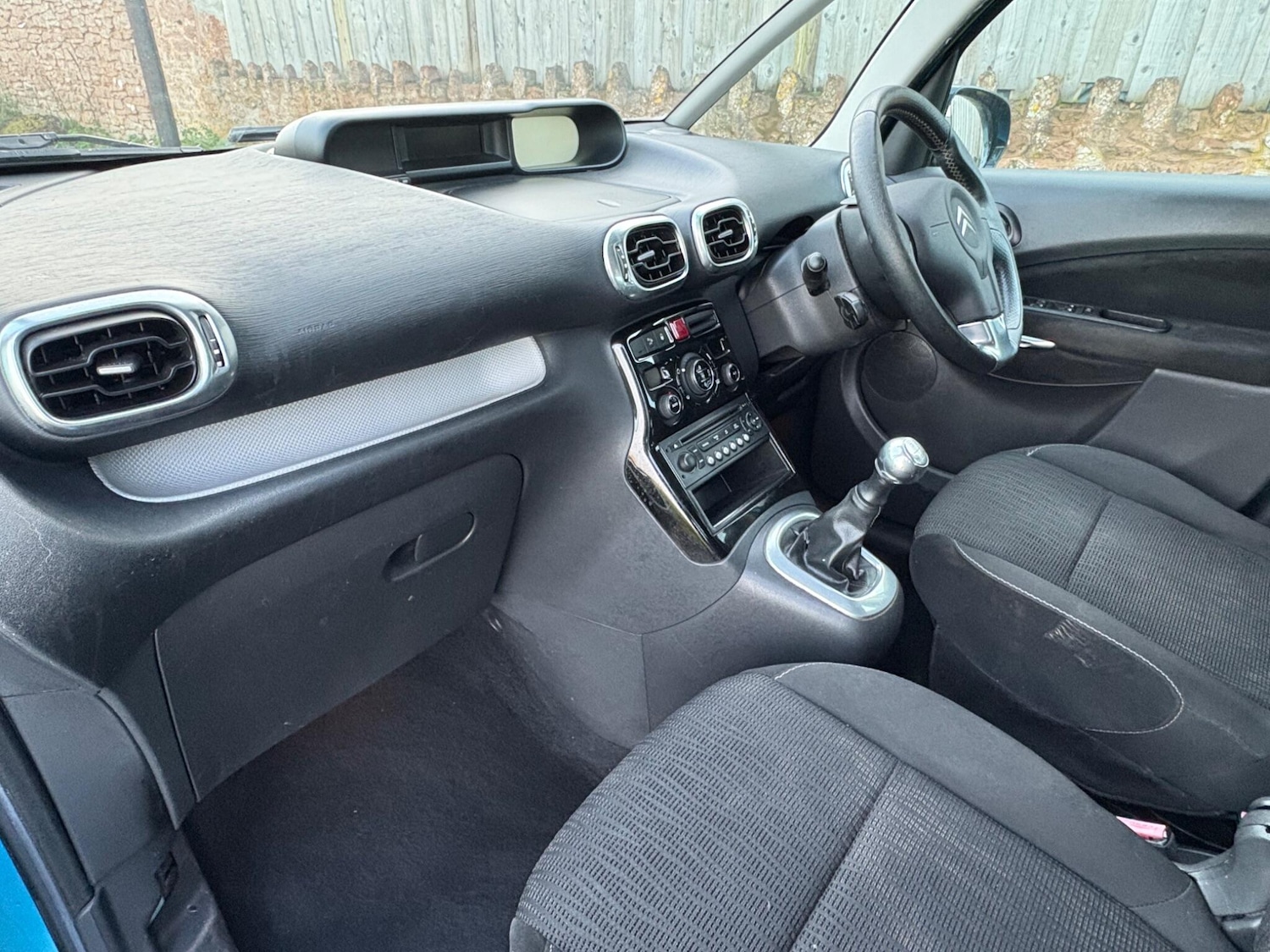 Used Citroen C3 Picasso 2010 for sale - 76574954: Photo 12