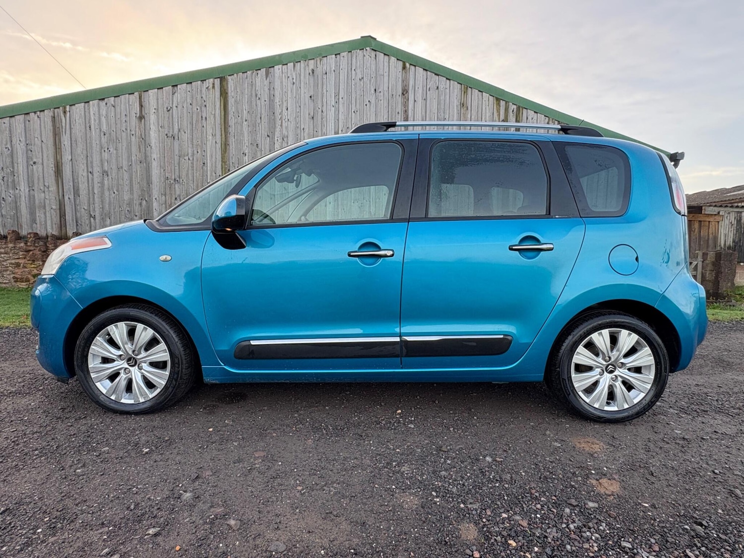 Used Citroen C3 Picasso 2010 for sale - 76574954: Photo 7