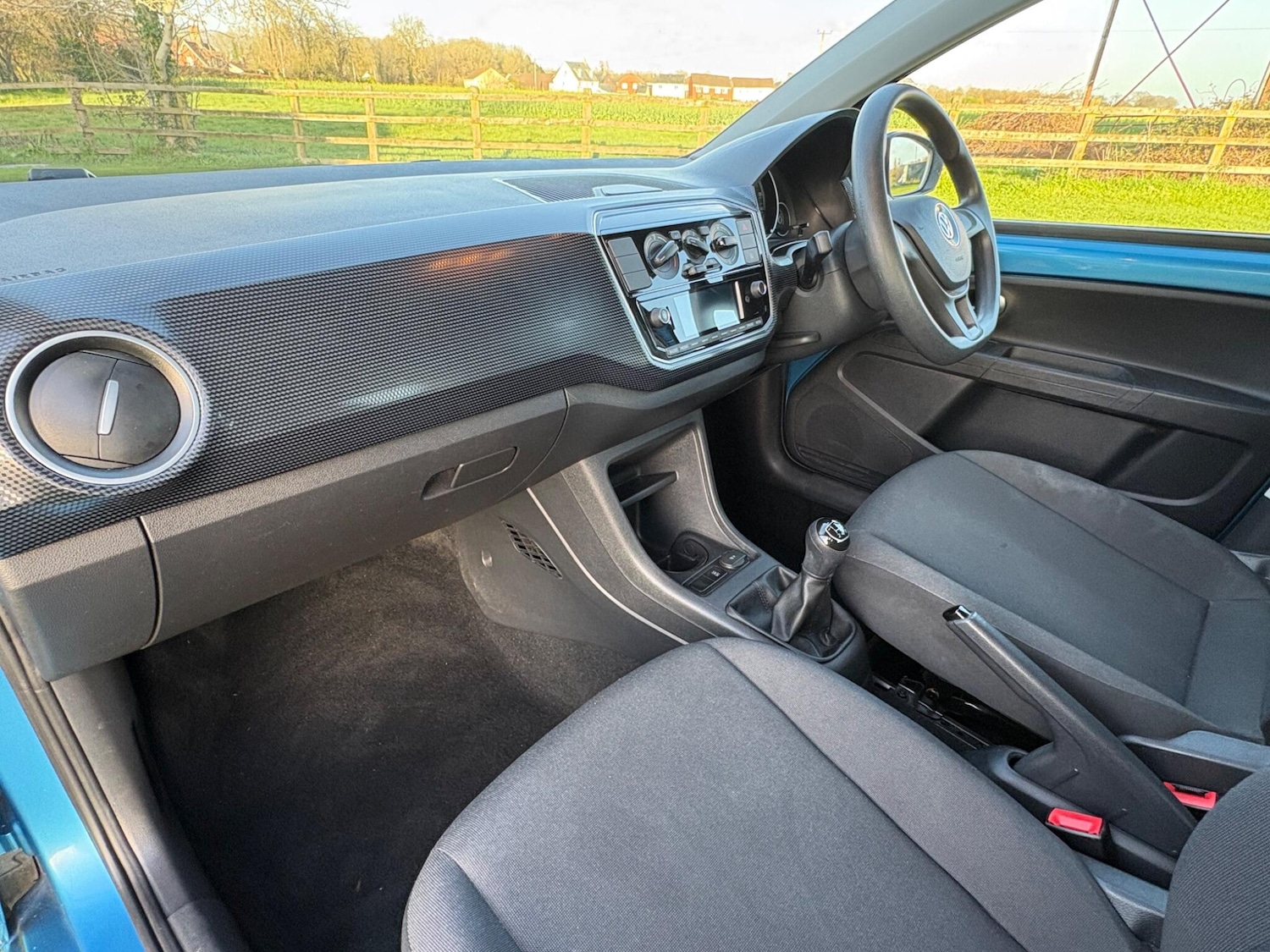 Used Volkswagen up! 2017 for sale - 77927547: Photo 13